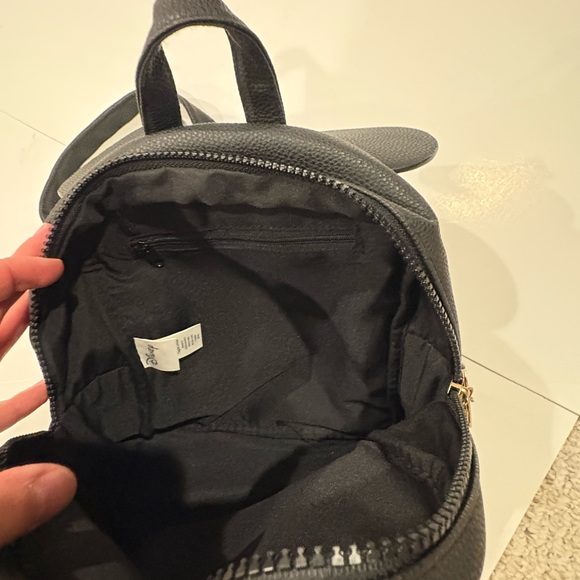 Disney Mickey Mouse Backpack - Picture 10 of 11